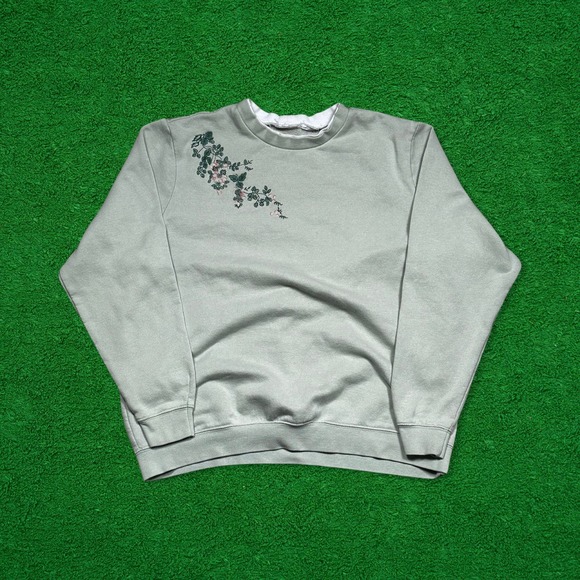 Vintage Mint Green Floral Embroidered Sweatshirt - Picture 1 of 6